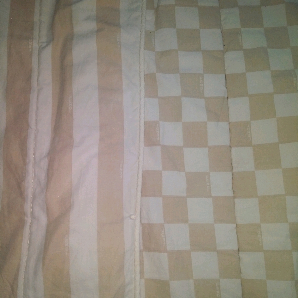 ISO!!!! King Fendi comforter